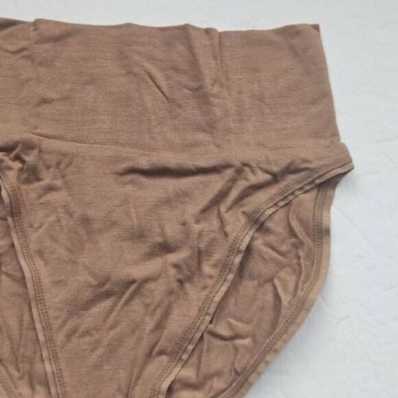 SKIMS HI CUT PANTY NWT - Picture 4 of 10